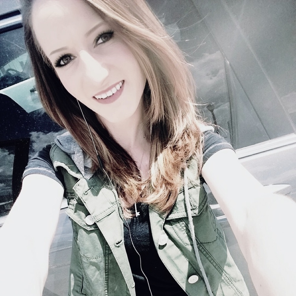 Meet your Posher, Sharee